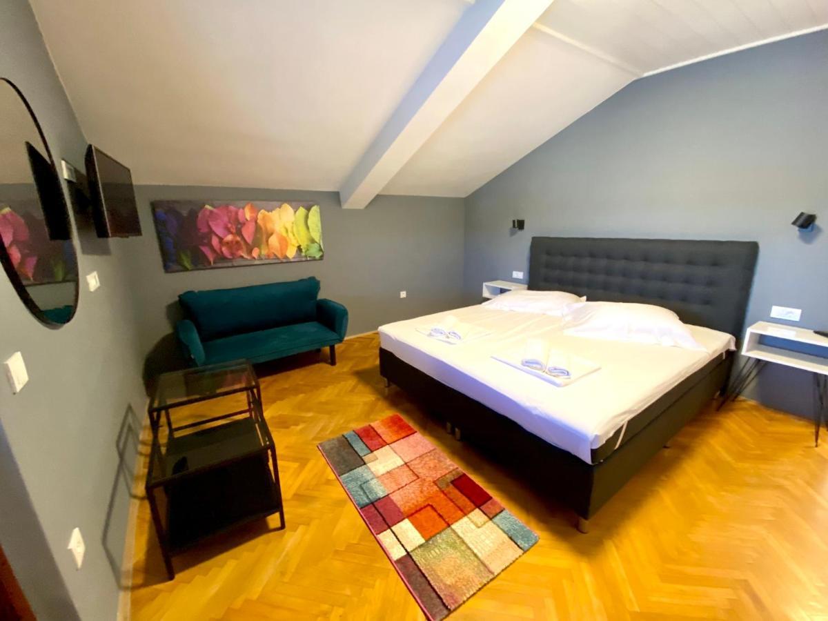 Apartements And Rooms Next To The Sea - Belveder Rab Супетарска Драга Екстериор снимка
