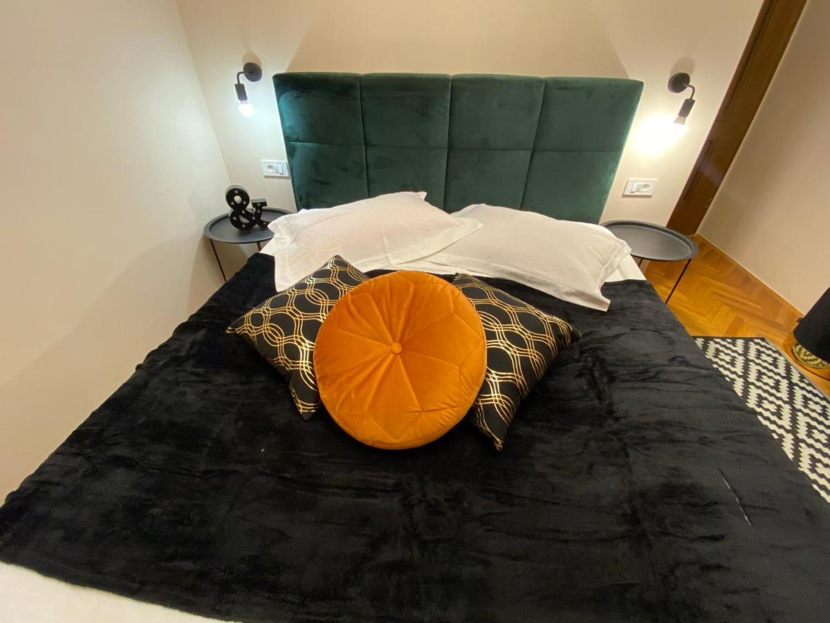 Apartements And Rooms Next To The Sea - Belveder Rab Супетарска Драга Екстериор снимка